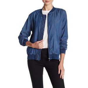 NWT Womens Size Medium Vince Camuto Blue Washed Denim Bomber Jacket